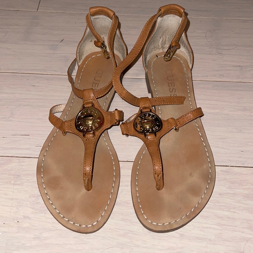 Guess Size 6 Tan Sandals